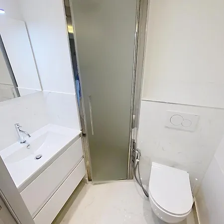 Emplacement Et Vue Exceptionnels 24l Fer Lägenhet